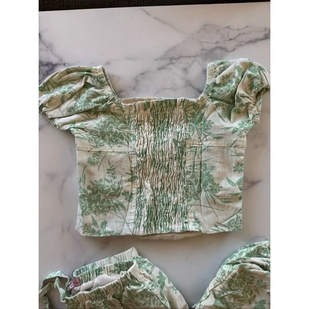 Paisley Lane girls 8 green sage cream floral puff sleeve 2 pc set blouse pants m